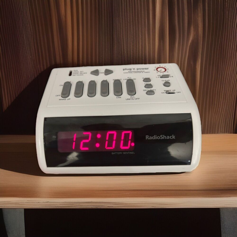 Radio Shack Programmable Control Center & Timer Clock, Model 61-2470, White